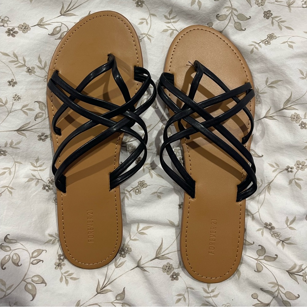 Black forever 21 sandals
